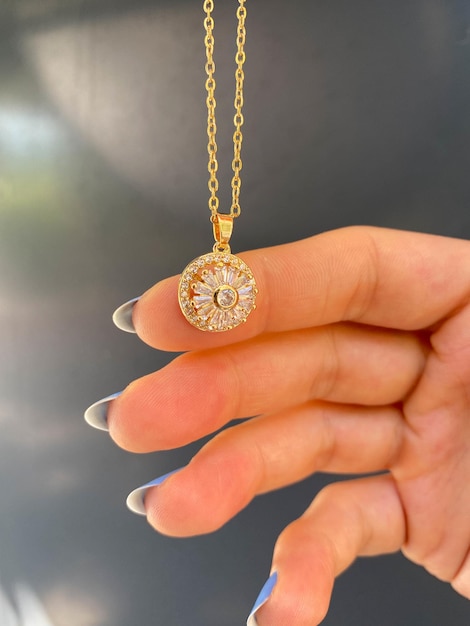 "joias em ouro com diamantes Palavras-chave estratégicas joias infantis de ouro, joias para bebês de ouro, ouro 10k infantil, ouro 18k infantil, brincos infantis de ouro, pulseiras infantis de ouro, anéis infantis de ouro, pingentes infantis de ouro, joias hipoalergênicas para bebês, segurança joias infantis, joias infantis duráveis, joias infantis com design autoral, joias de ouro para batizado, joias de ouro para aniversário infantil, joias de ouro para primeira comunhão, presentes joias infantis de ouro, comprar joias infantis de ouro, joias infantis personalizadas de ouro Long tails sugeridas joias infantis de ouro 18k com segurança e certificado brincos infantis de ouro hipoalergênicos para bebês pulseiras infantis de ouro ajustáveis em 10k e 18k anéis infantis de ouro com design autoral exclusivo pingentes infantis de ouro seguros para crianças joias infantis de ouro para batizado e primeiras comunhões presentes especiais: joias infantis de ouro para aniversários ouro 10k ou 18k para joias infantis, qual escolher? como garantir a segurança das joias de ouro para bebês joias de ouro infantis com tarraxas de segurança quando é apropriado presentear crianças com joias de ouro joias infantis de ouro para uso diário com durabilidade comprar joias infantis de ouro confiáveis no Brasil joias infantis de ouro personalizadas como lembrança eterna"